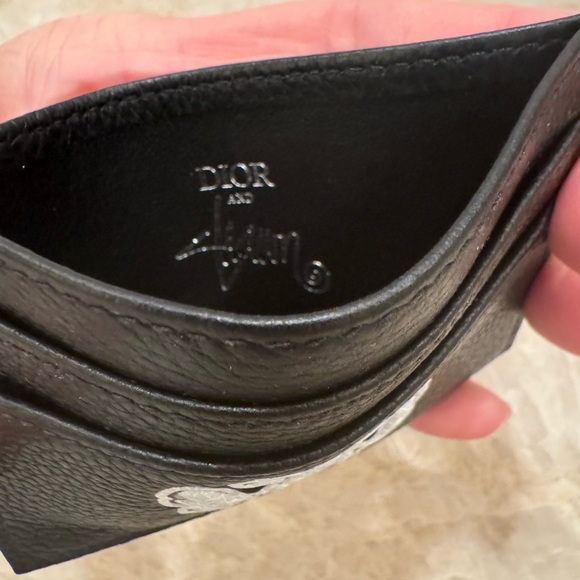 Dior and Shawn Card Holder - Picture 6 of 6